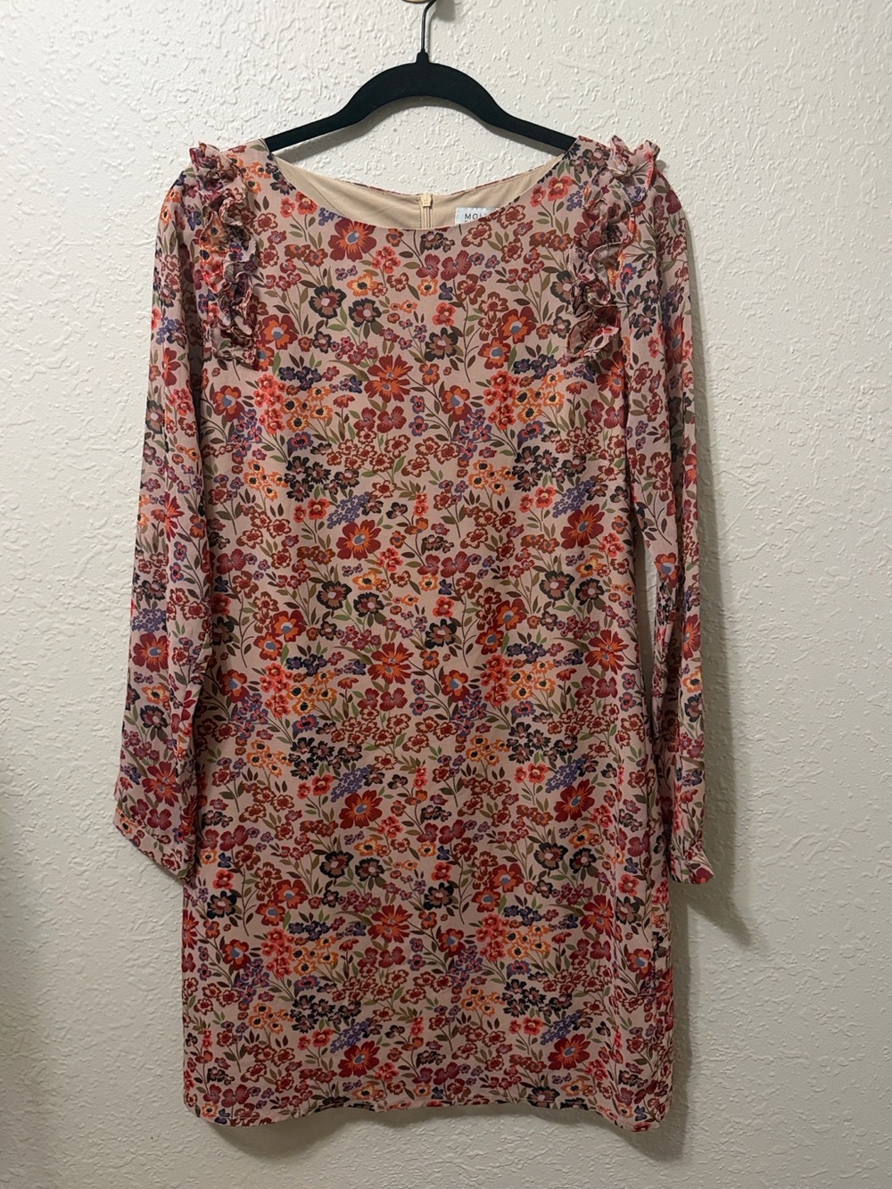 Molly Bracken Beige Multicolor Floral Long-Sleeve Shift Mini Dress